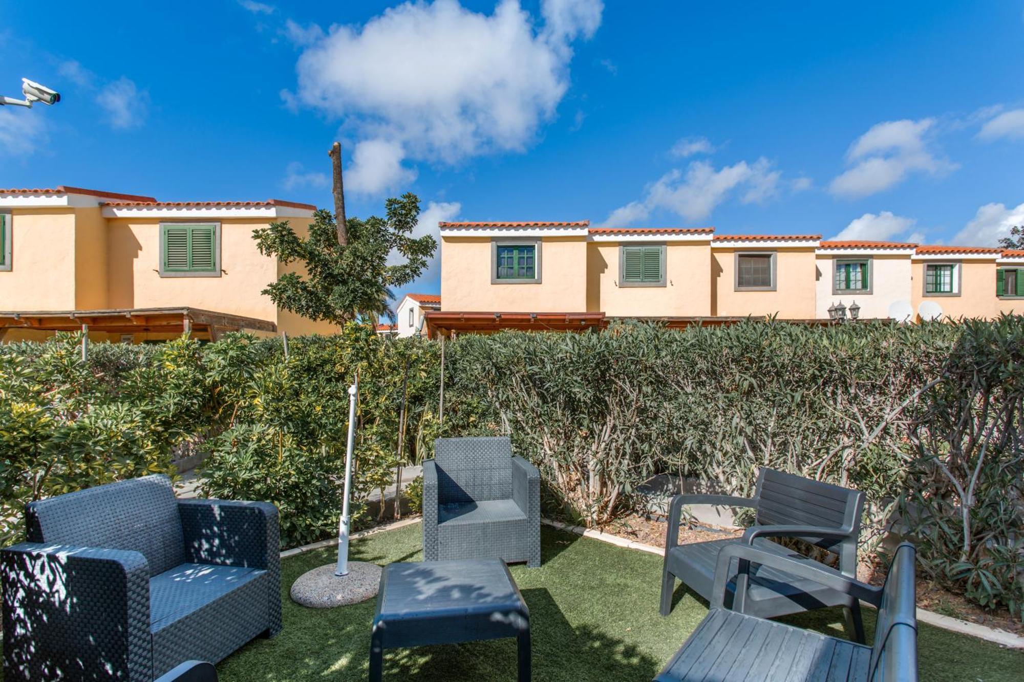Alojamiento En Los Parrales Maspalomas  Exterior foto